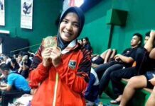 Pegulat Muda Sumbar Yusma Deswita Raih Emas PON Beladiri 2025, Bertanding Meski Cedera